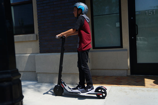 ES1 - Ninebot KickScooter by Segway - [REFURBISHED]